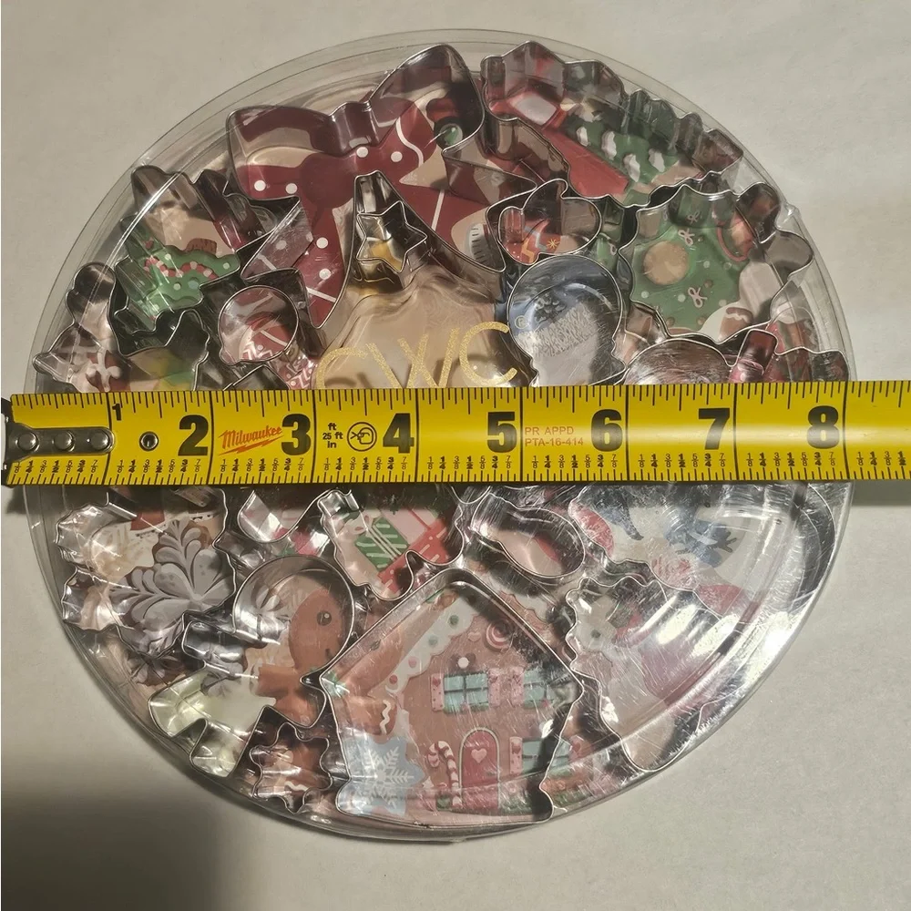 CWC Holiday Cookie Cutter Set - Festive Multicolor - Picture 4 of 8